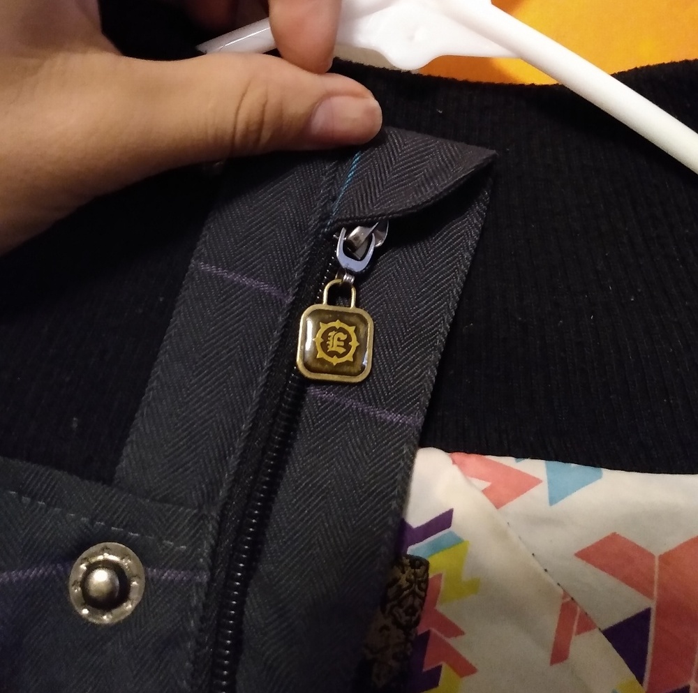 Jacket - Picture 2 of 3